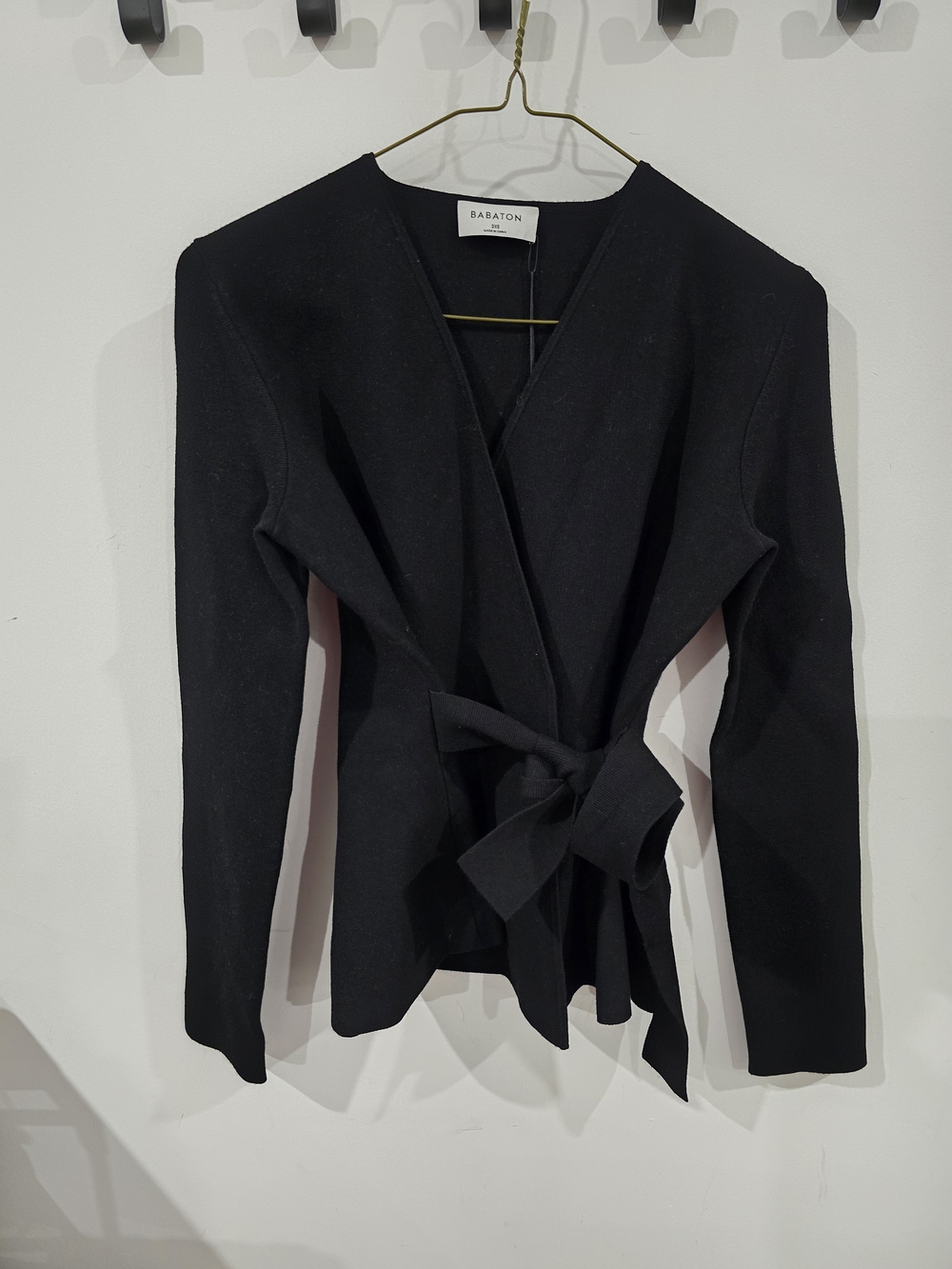 Babaton Black Wrap Tie Commuter